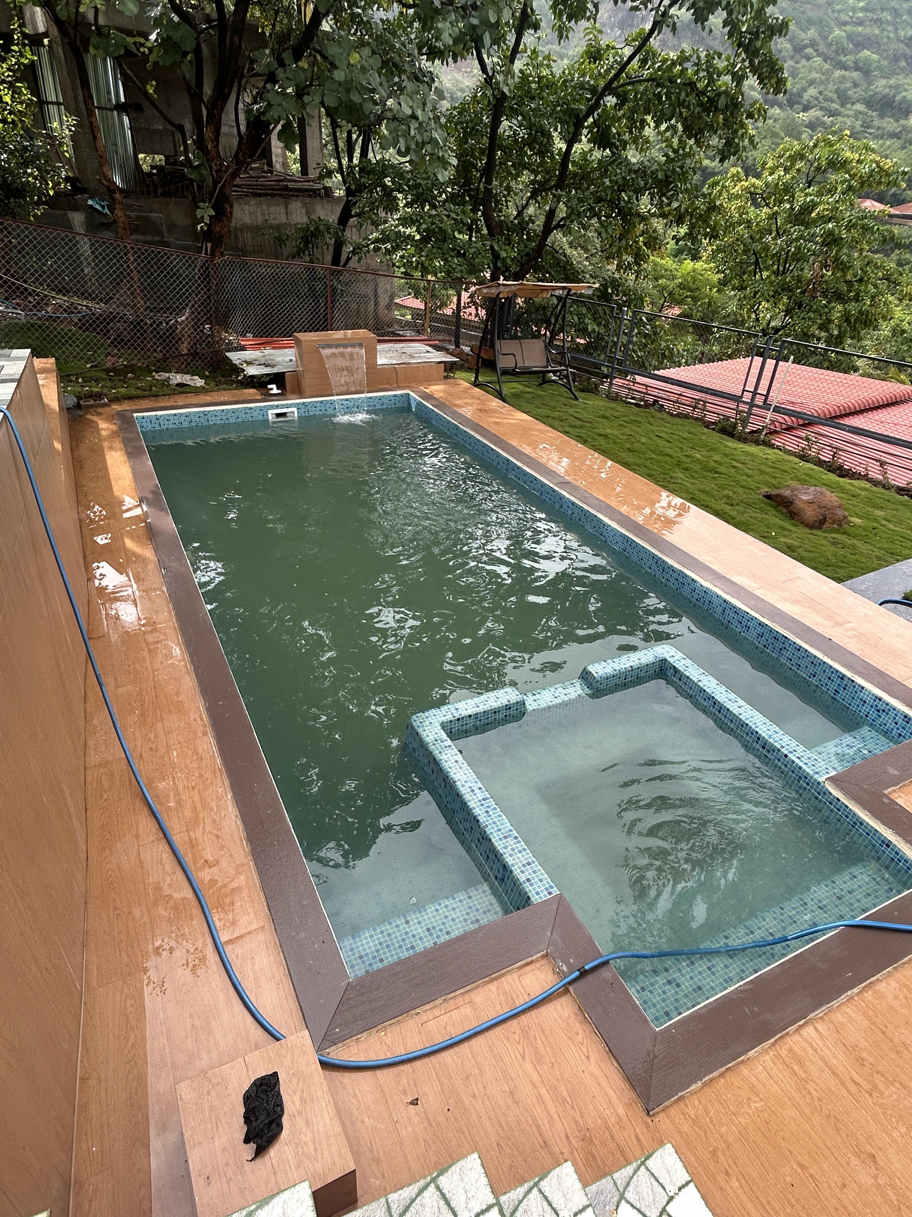 Villa pool